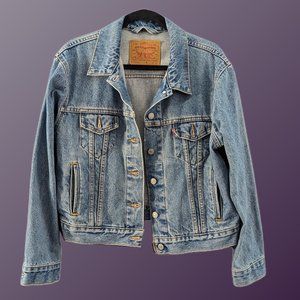 Women's Levi's Blue Jean Trucker Jacket -- L